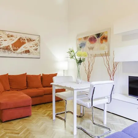 Sgarauella Cesare Battisti Apartment