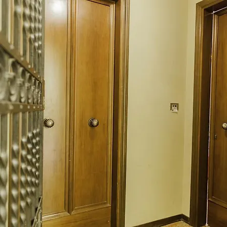 Sgarauella Cesare Battisti Apartment Bologna
